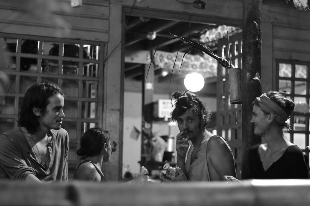 Coconut Hostel Bocas Town Exterior photo