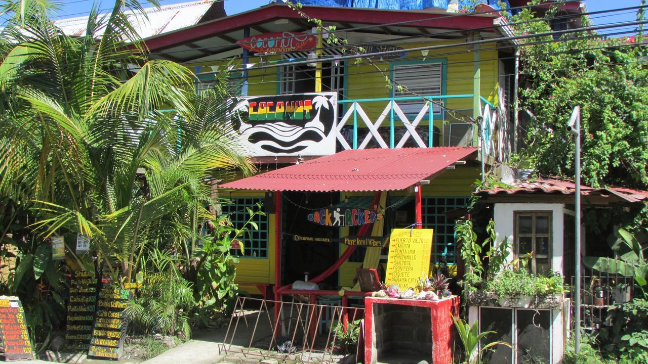 Coconut Hostel Bocas Town Exterior photo