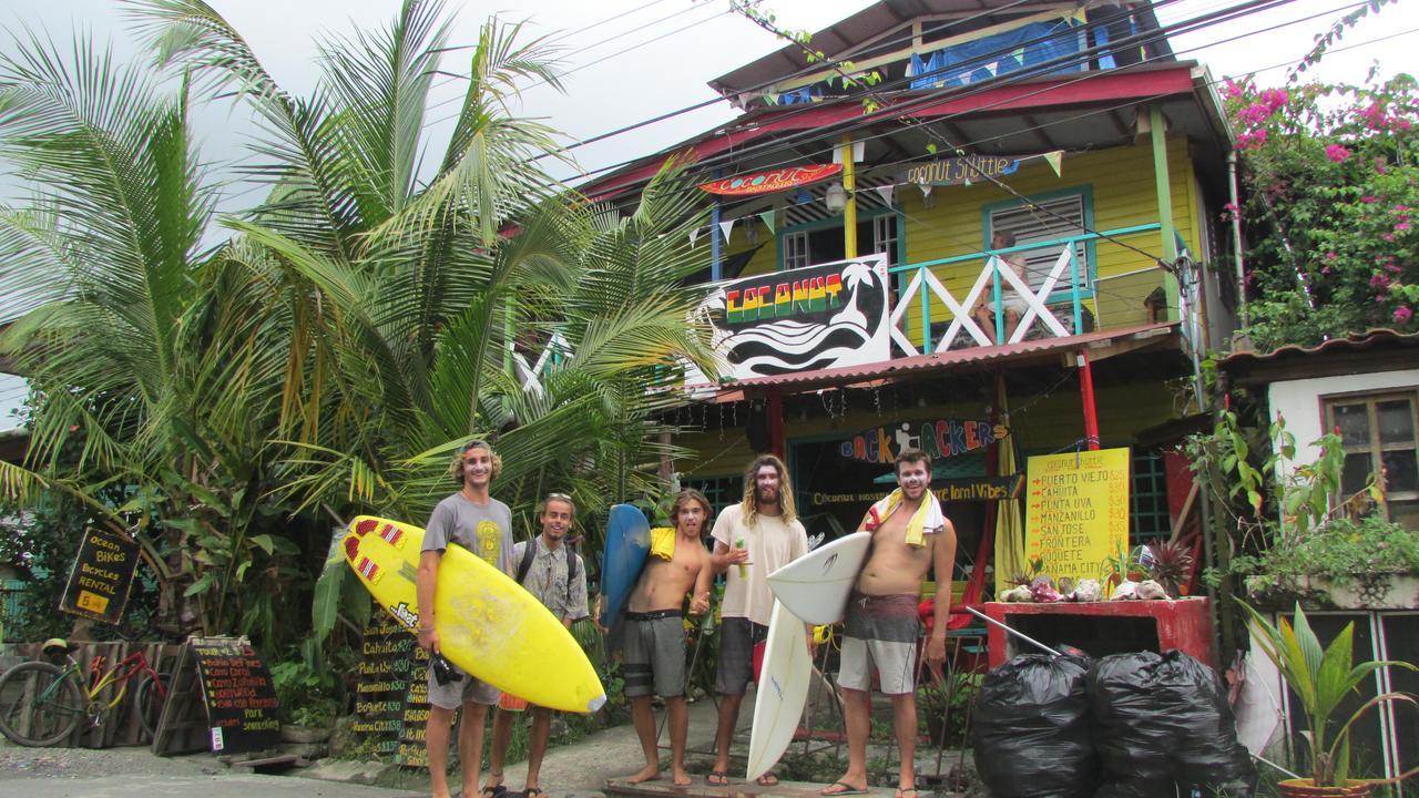 Coconut Hostel Bocas Town Exterior photo